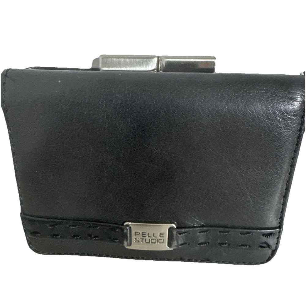 Wilsons Pelle Studio Leather Wallet Black Modern Coin Purse Minimalist